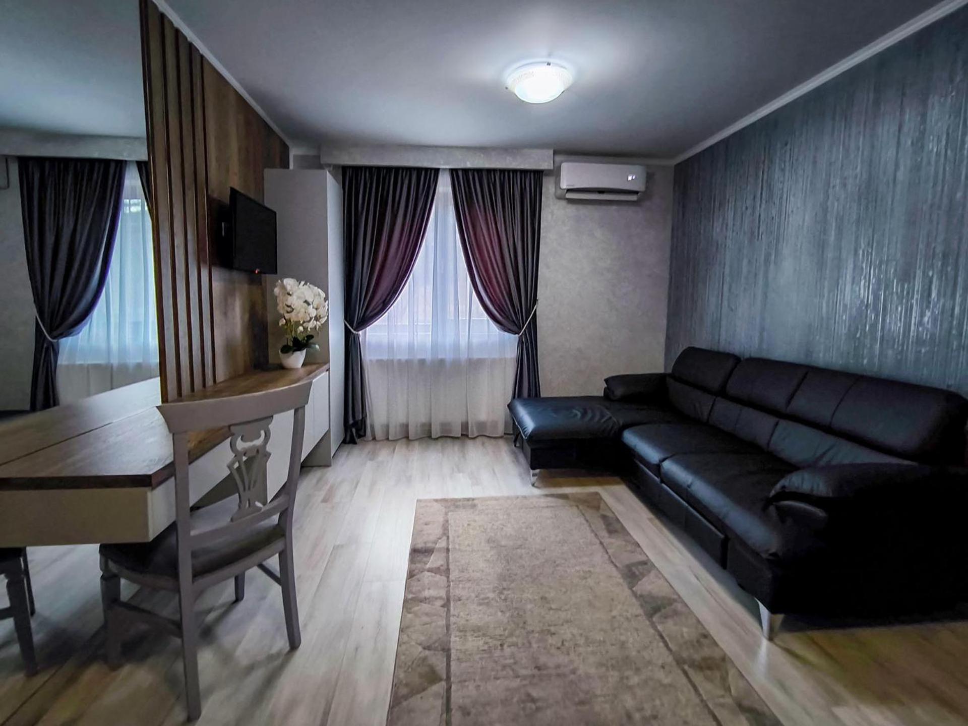 Hotel Dorobanti Iasi Bagian luar foto