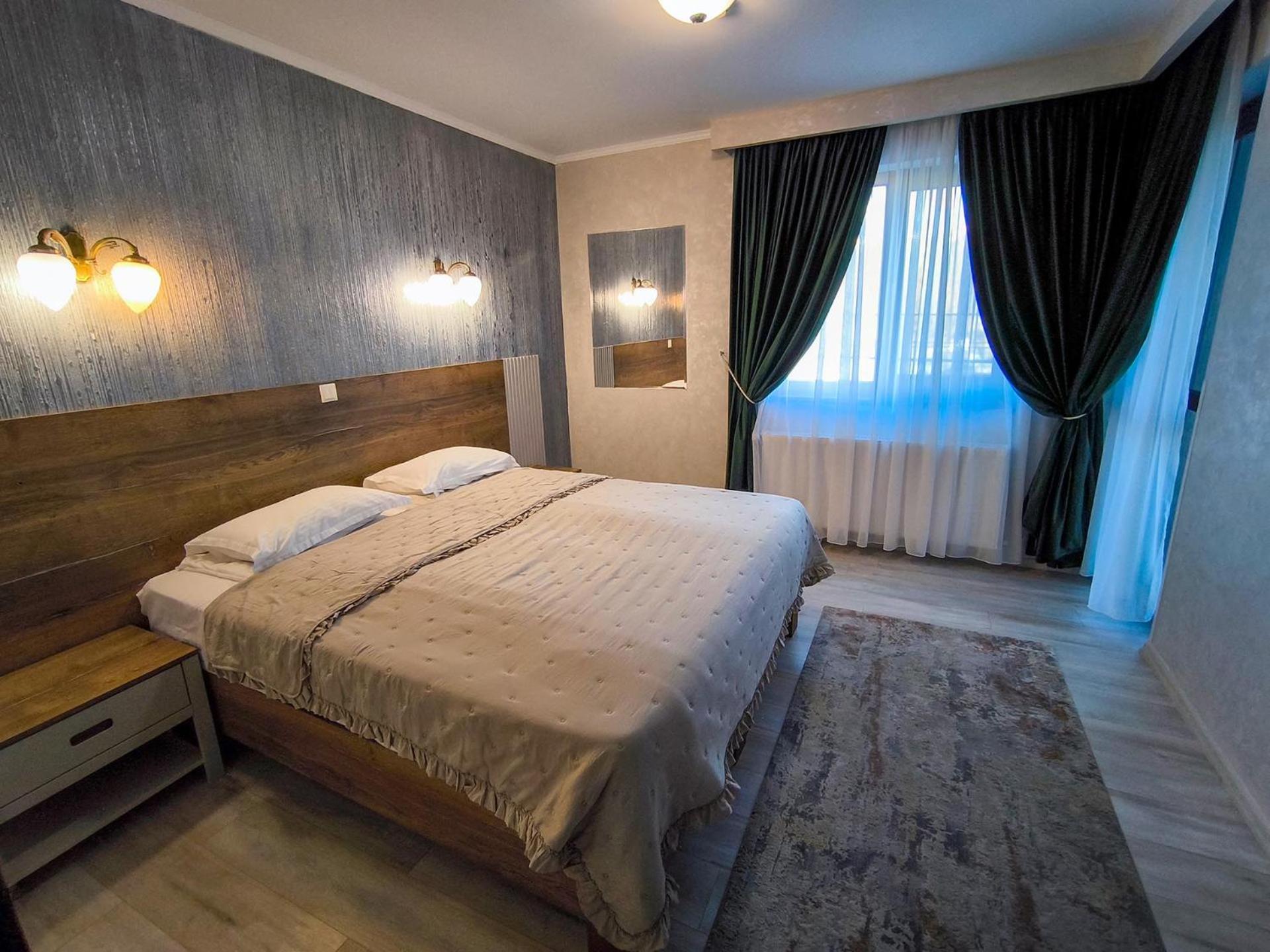Hotel Dorobanti Iasi Bagian luar foto